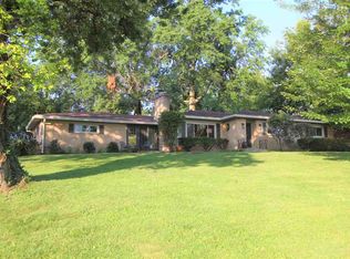 111 Parkway Dr, Crestview Hills, KY 41017