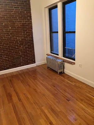 Rented by Compass | media 3