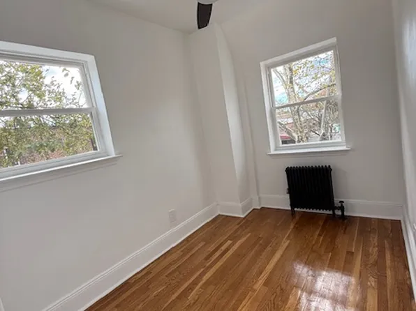 455 East 43rd Street image 14 of 21