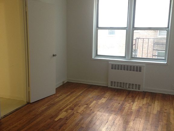 3rd image of 6608 108th St #5RF