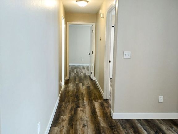 5th image of 1020 1st St S #6