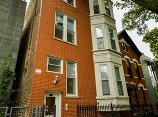 1830 W Superior St #1F, Chicago, IL 60622