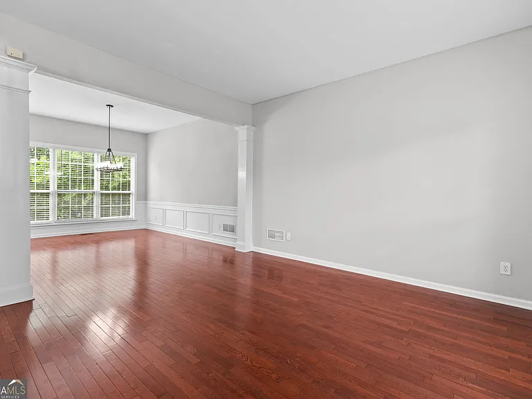 2315 Hiawassee Dr — Photo 4