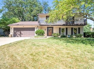 1010 Barton Dr, Normal, IL 61761