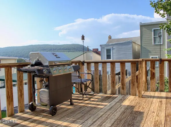 135 W Montgomery St, Shamokin, PA 17872