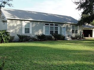 212 Belle Dr, Satsuma, FL 32189