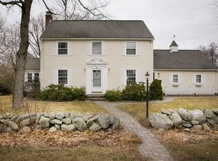 2 Surrey Ln, Shrewsbury, MA 01545