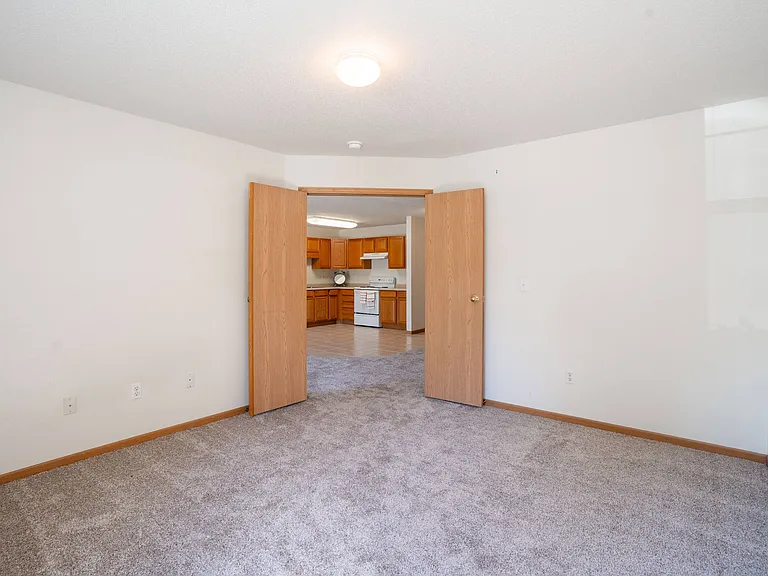 Fargo, ND Stonebridge Apartments | 3175A | Bedroom