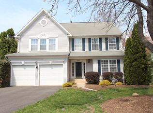 46391 Hampshire Station Dr, Sterling, VA 20165