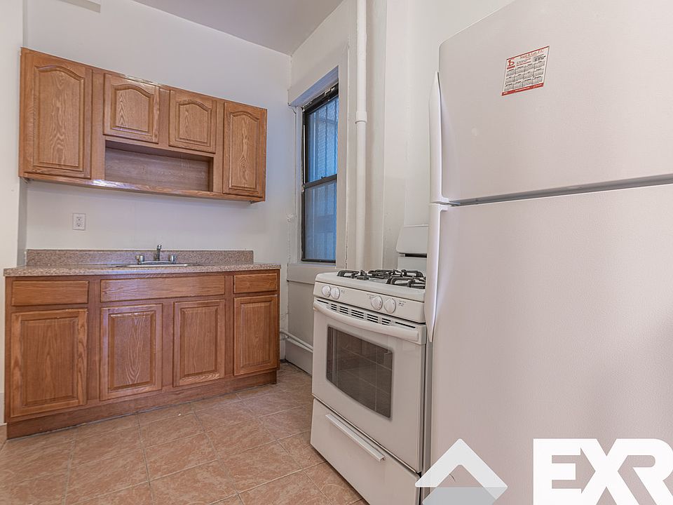 1st image of 600 Park Pl #5V
