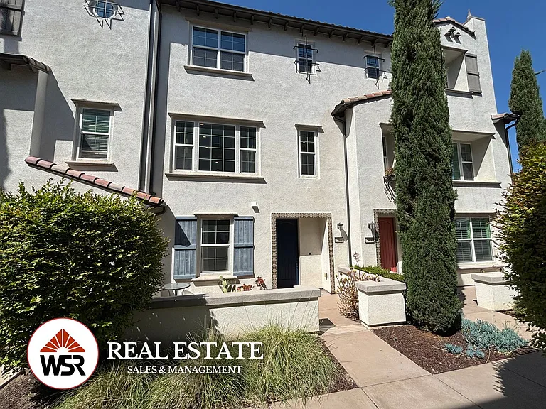 15886 Ellington Way — Photo 1