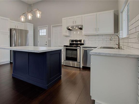 5th image of 6645 Sunbury Dr