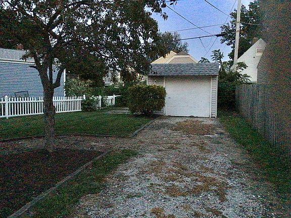 one Car Garage With Opener