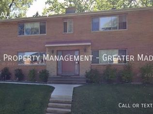 1125 Catalpa Cir APT 4, Madison, WI 53713