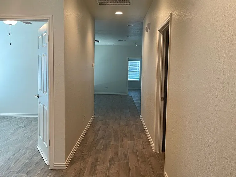 511 County Road 306 — Photo 5