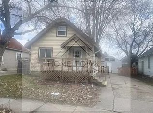 724 Cawood St, Lansing, MI 48915