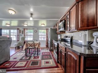 4 Oakwood Rd, Dundalk, MD 21222