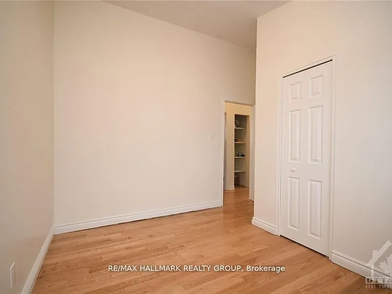 1415 Maxime St — Photo 4