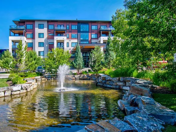 12 S Mahogany Path SE #208, Calgary, AB T3M 3H6