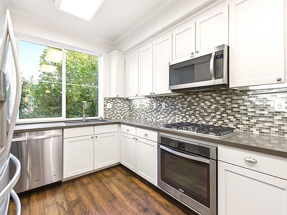2nd image of 4704 Norris Canyon Rd Unit 203