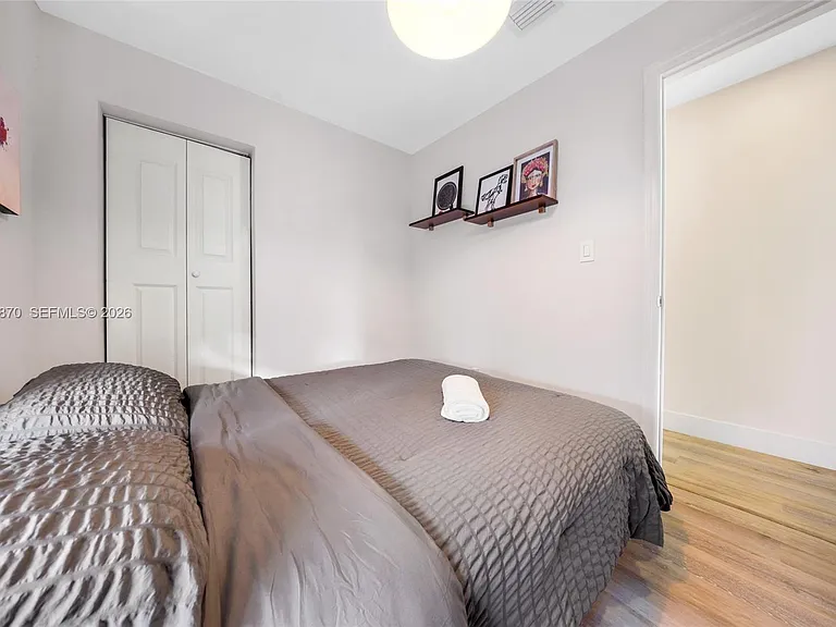 5612 NW 11th Ave — Photo 24
