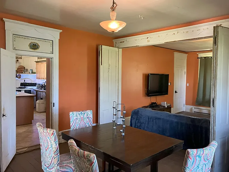 1009 Muddy Creek Forks Rd — Photo 10
