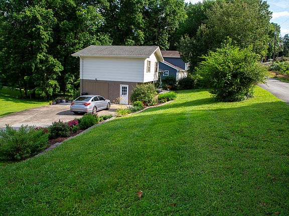 4th image of 11252 McGill Rd