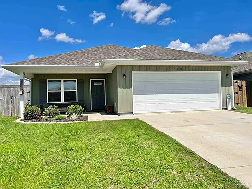 450 Hilburn Ln Photo 1