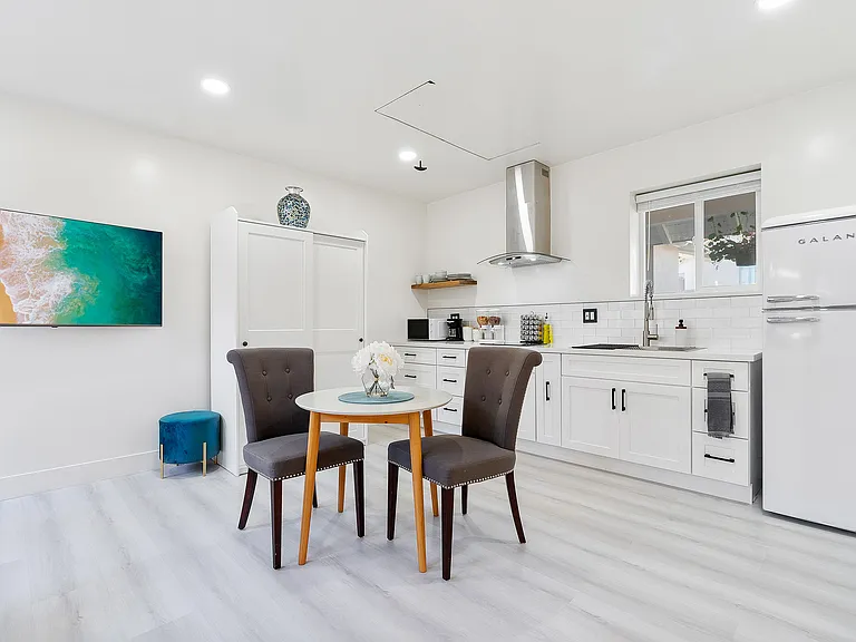 11470 Surco Dr — Photo 26