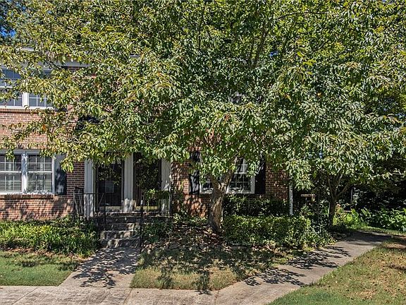 2nd image of 2367 Henderson Mill Rd #8