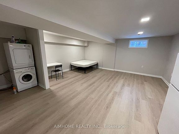 4th image of 401 Kittridge Rd #Basement