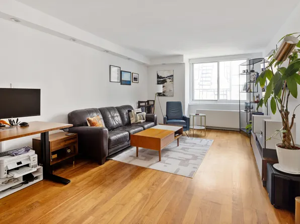 515 East 72nd Street image 1 of 11