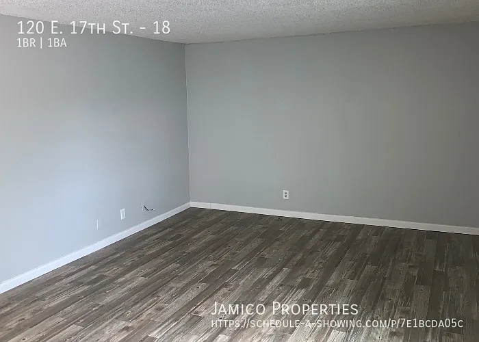 120 E 17th St #18 — Photo 5