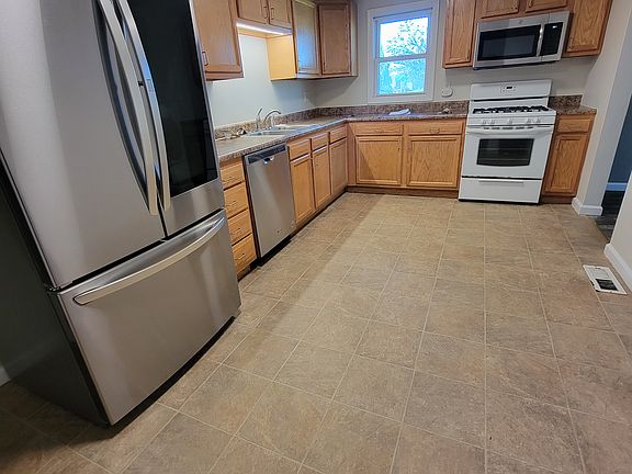 Appliances are furnished
