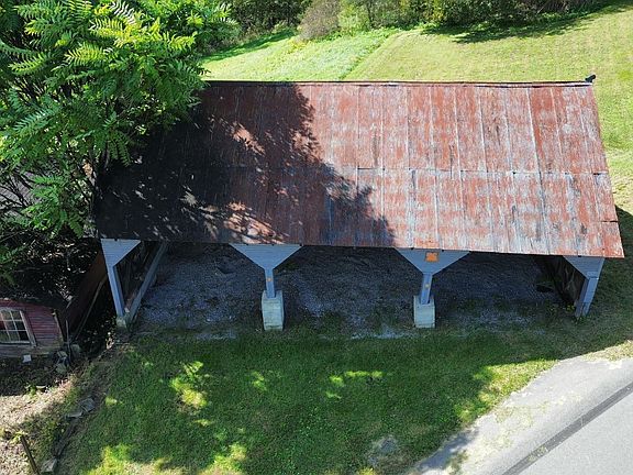 5th image of 234 Nesbit Rd