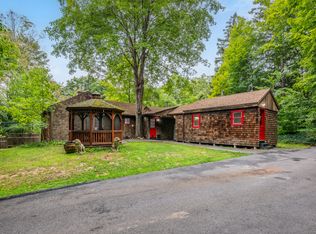 27 Scratchville Rd, Woodbury, CT 06798