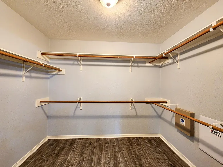 11902 White Water Bay Dr — Photo 22