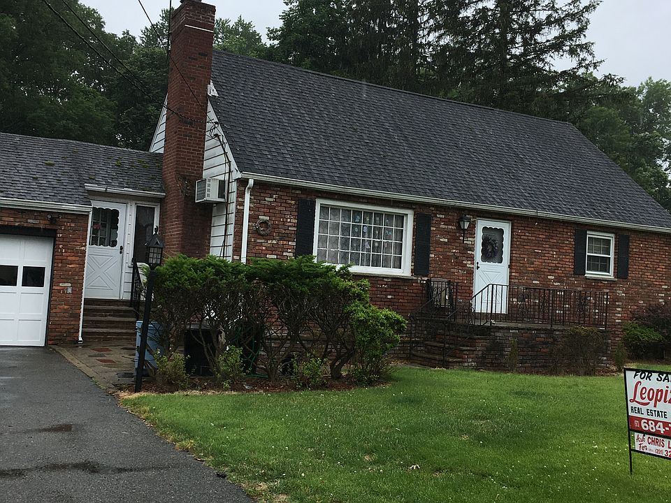 2nd image of 136 Birch Ave