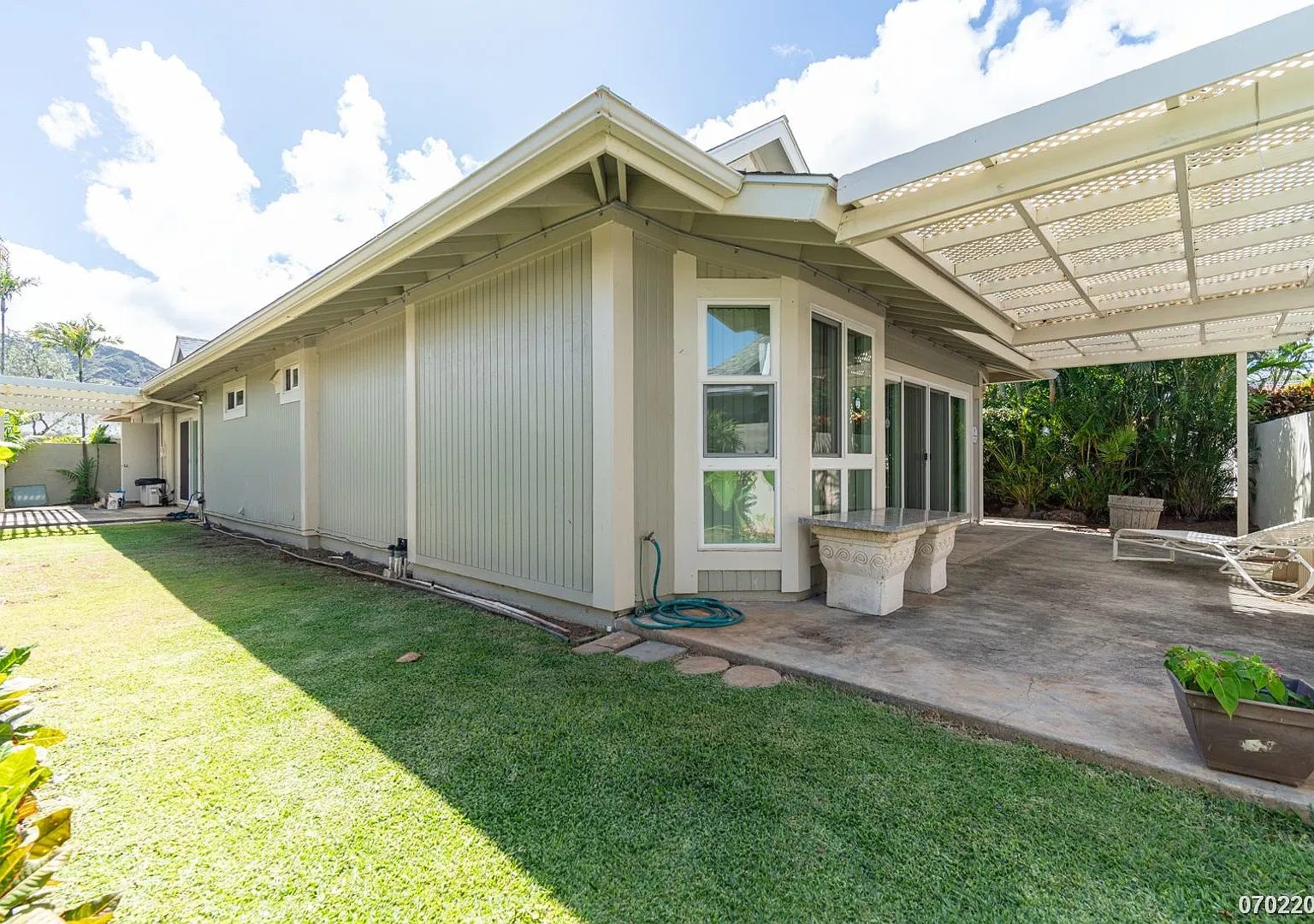 Rarely Available 3br 2ba House In Laulima, Hawaii Kai !! — Photo 3