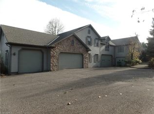 9547 Brakeman Rd, Chardon, OH 44024