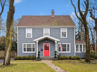 1123 Wade St, Highland Park, IL