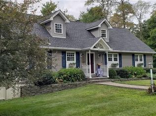 162 Gretna Woods Rd, Pleasant valley, NY 12569