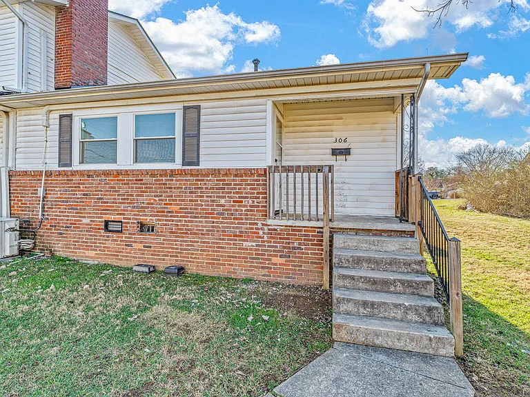 (ACH) Pennsylvania Avenue (Apts 1 - 8) - 314 — Photo 35