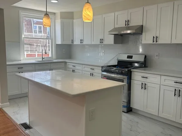 6811 E Roosevelt Blvd, Philadelphia, PA 19149