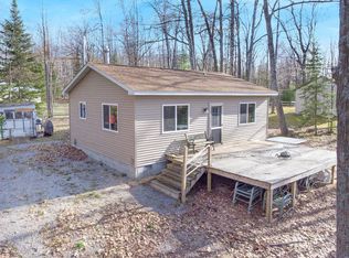 17207 Windy Ridge Ln, Hillman, MI 49746