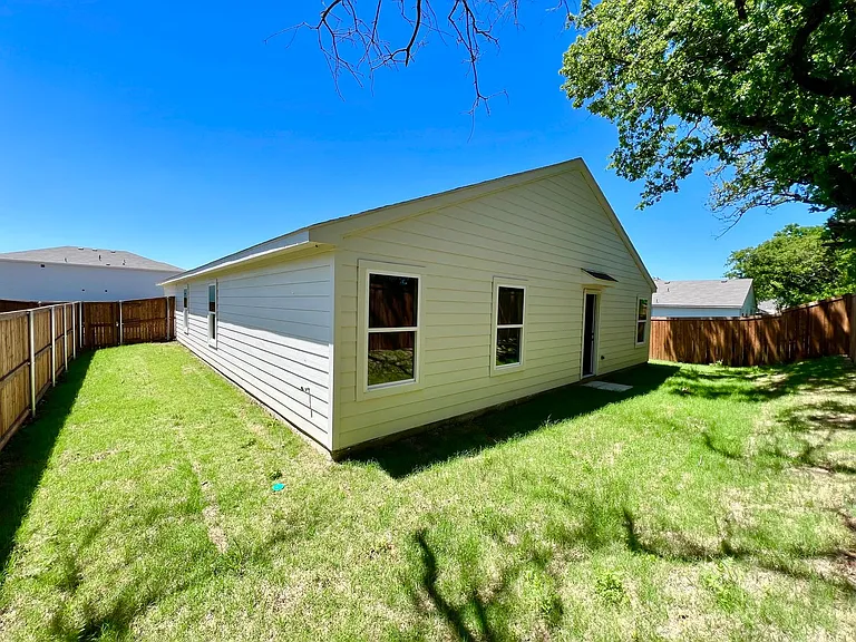 544 Quail Meadows Dr — Photo 32