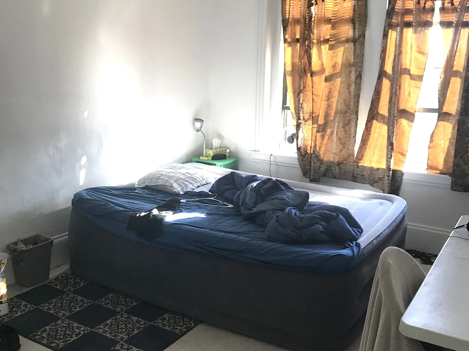 5 bed, 2000 sqft, $4,750 — Photo 4