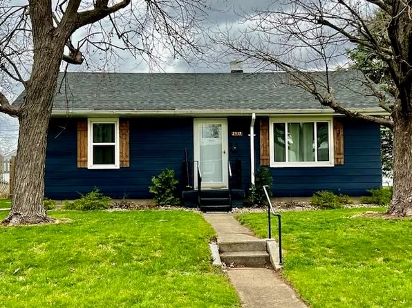 2917 Ohio Ave, Connersville, IN 47331