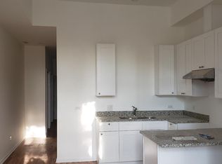 3358 S Prairie Ave #3, Chicago, IL 60616