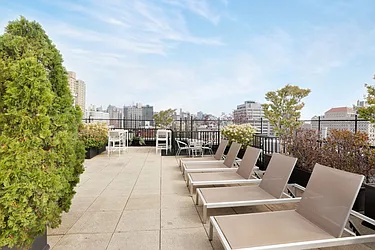 Rented by Level Group